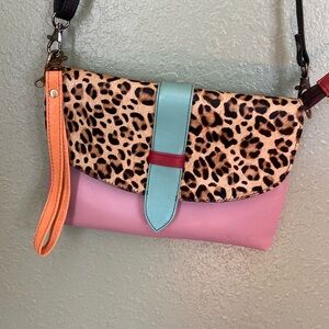 Soruka Leather Crossbody/Wristlet